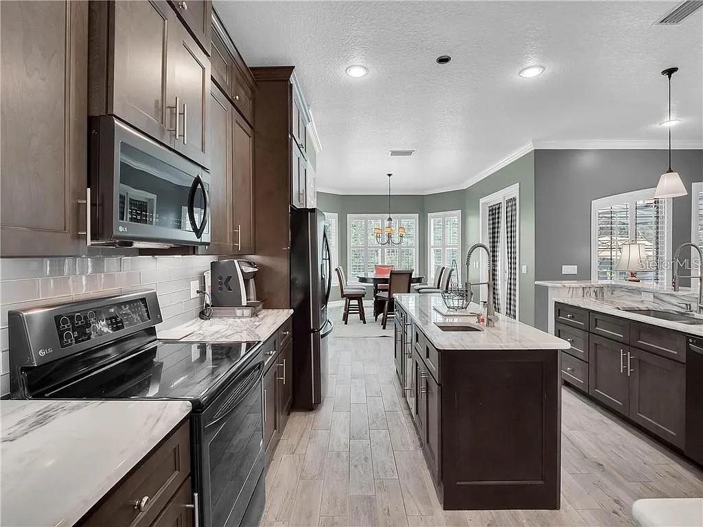 NEW ENGLAND VILLAGE - Residential