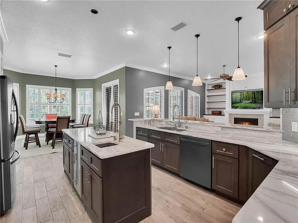 NEW ENGLAND VILLAGE - Residential