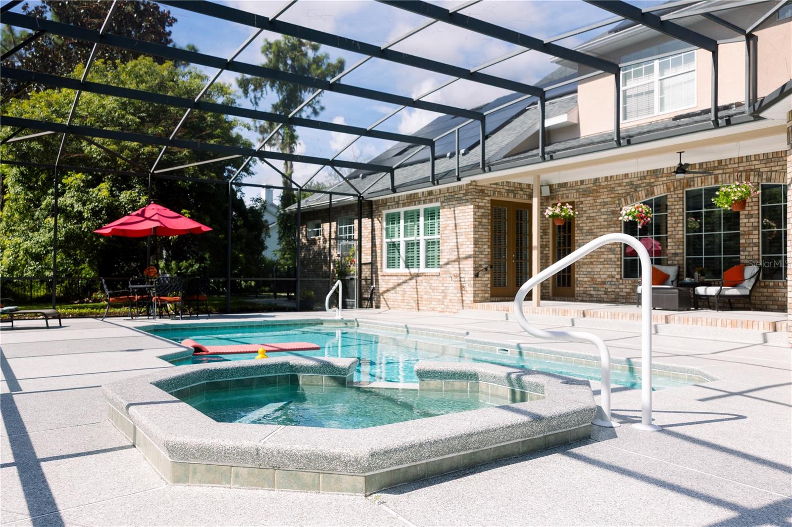 NEW ENGLAND VILLAGE - Residential