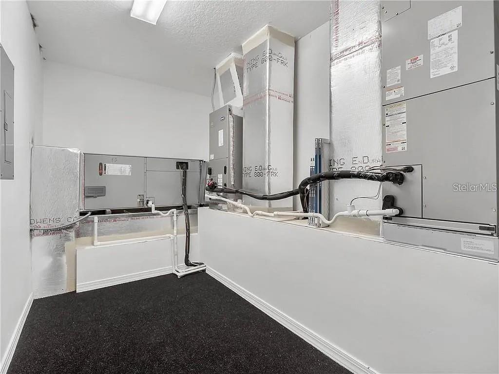 NEW ENGLAND VILLAGE - Residential