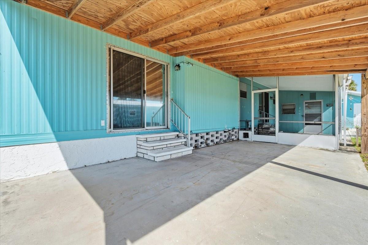 PINE LAKE - Residential