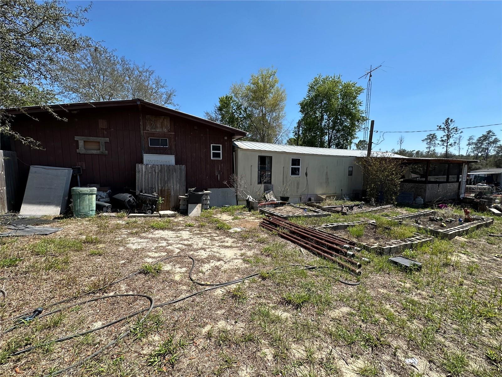 OCALA FOREST COMPSITES PINETREE - Residential