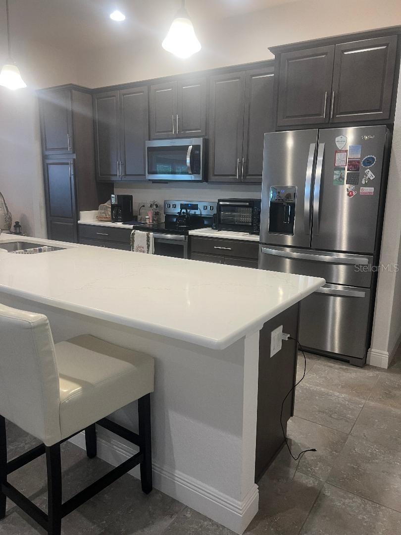 ENCLAVE/LAKESIDE LNDGS - Residential