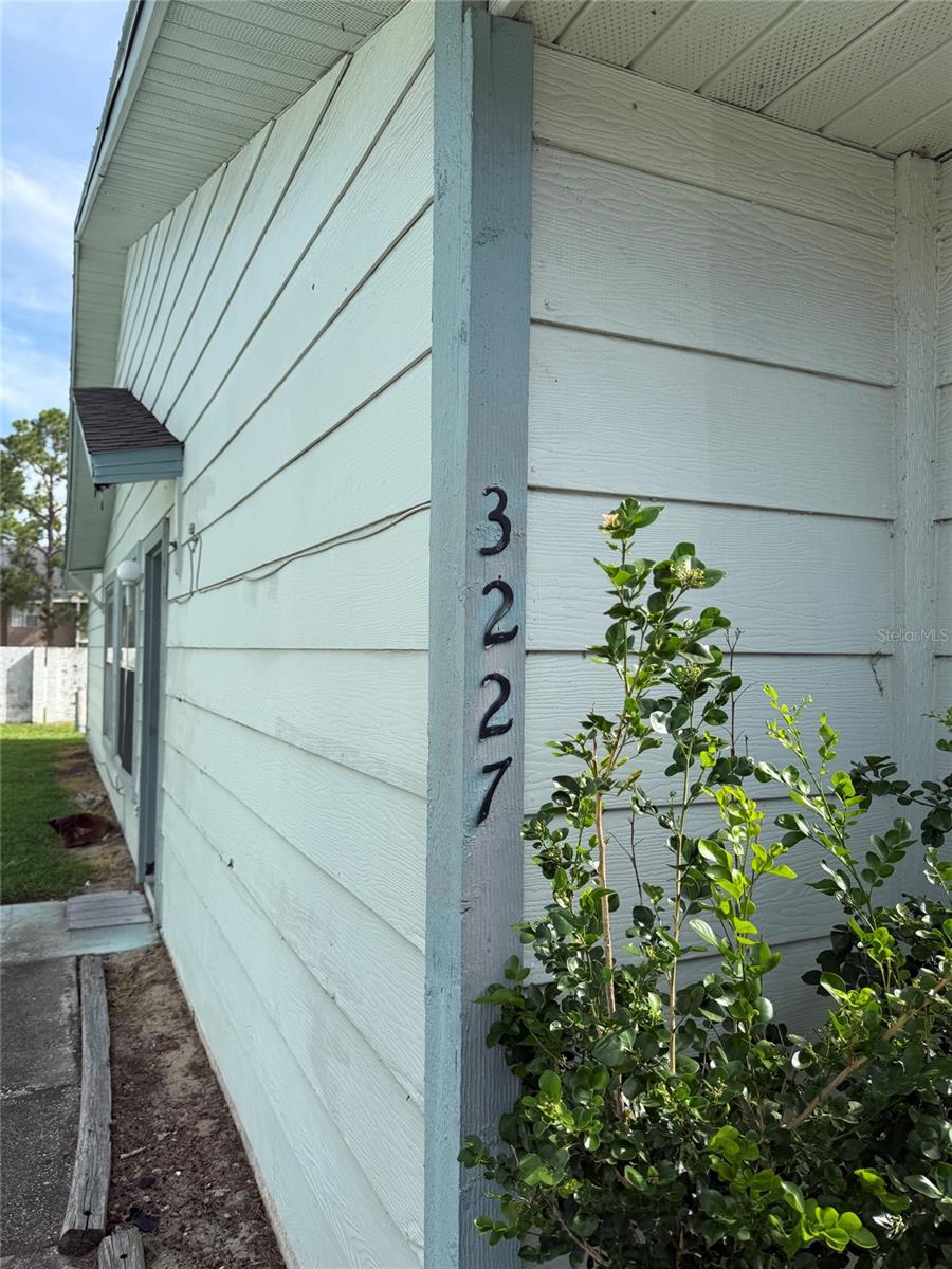 3227 CHESSWOOD AVENUE