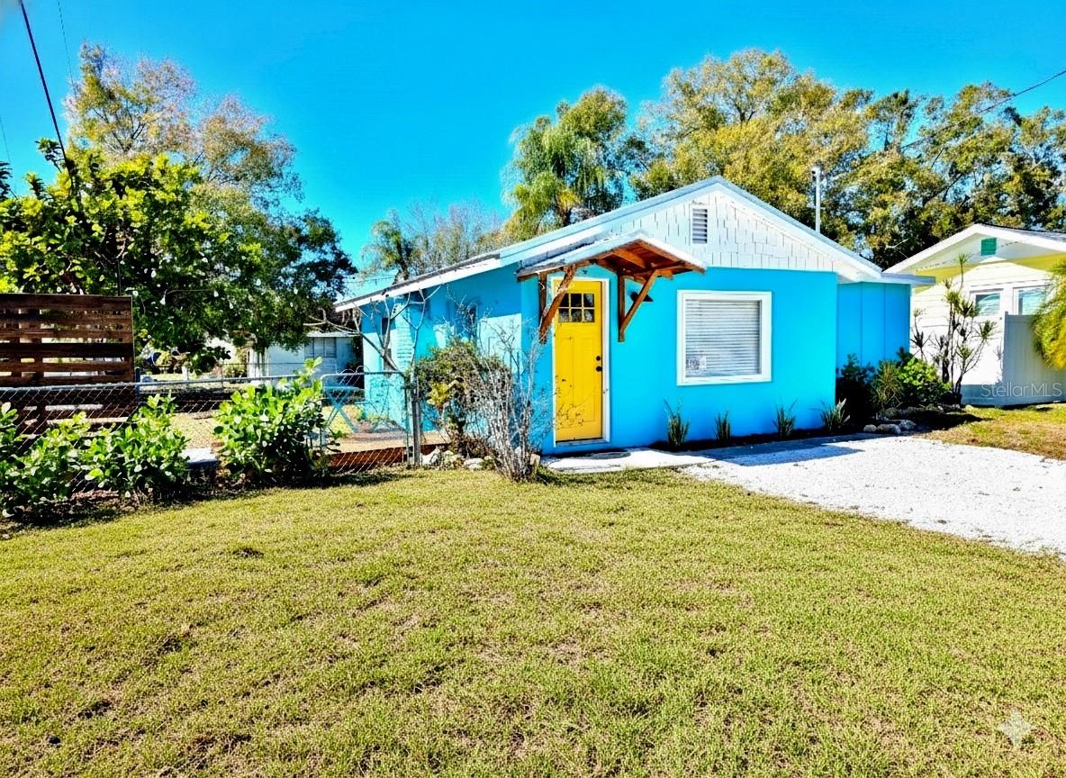 EDGEMERE - Residential