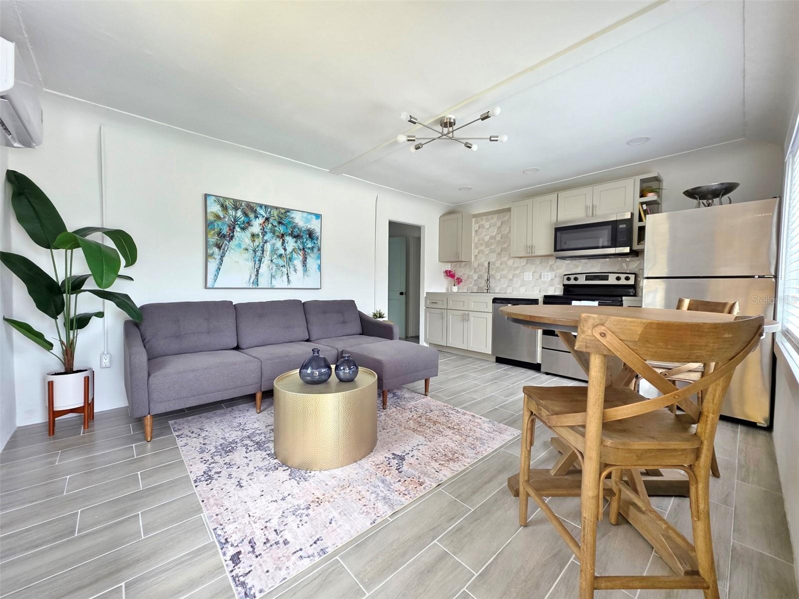 EDGEMERE - Residential