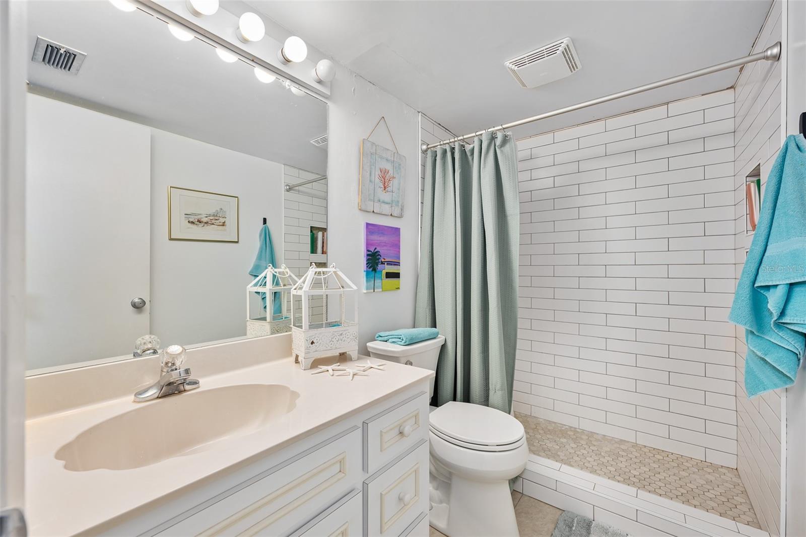 OCEAN SHORES CONDO - Residential