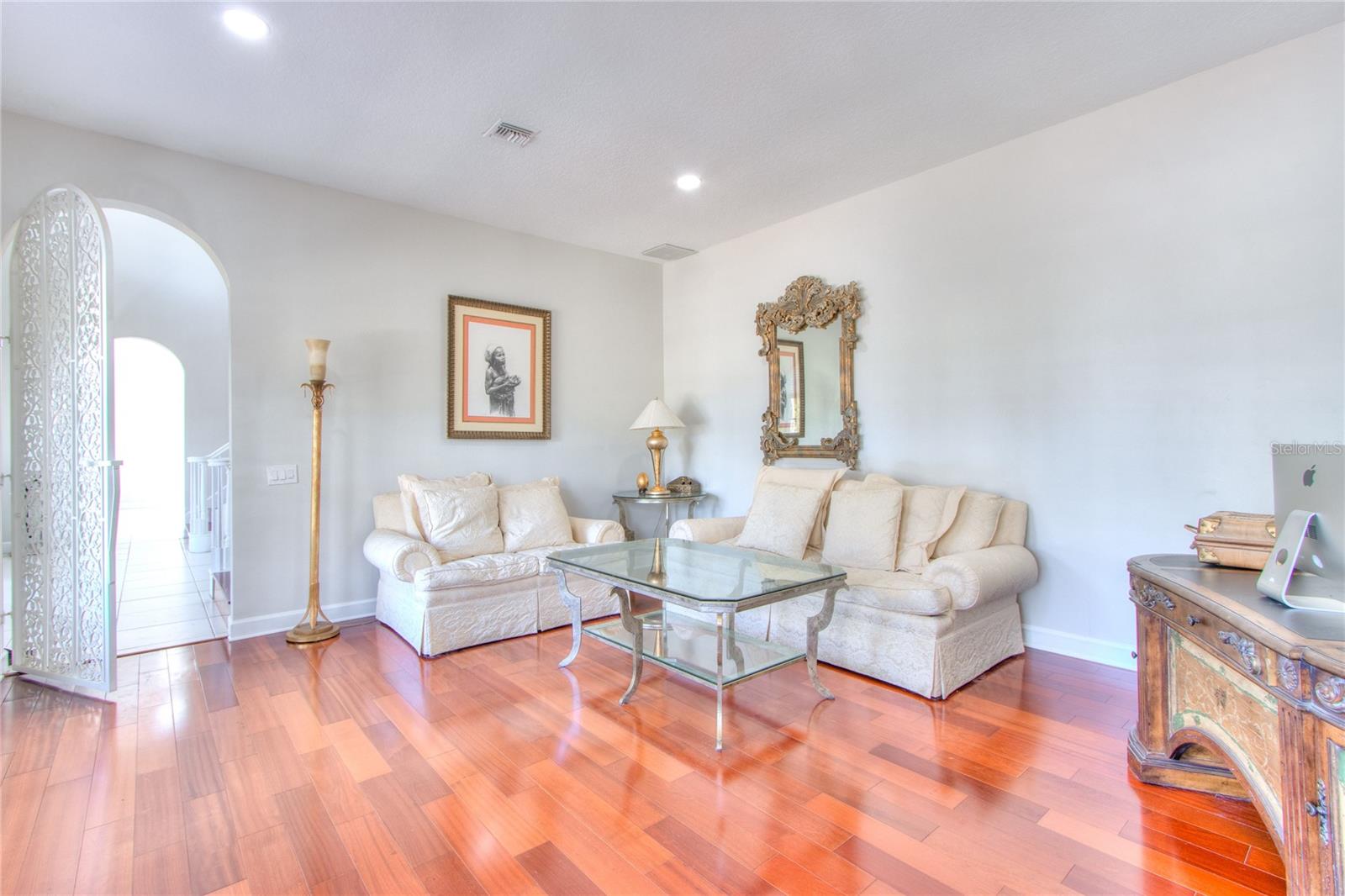 INDIAN ROCK SOUTH SHORE - Residential