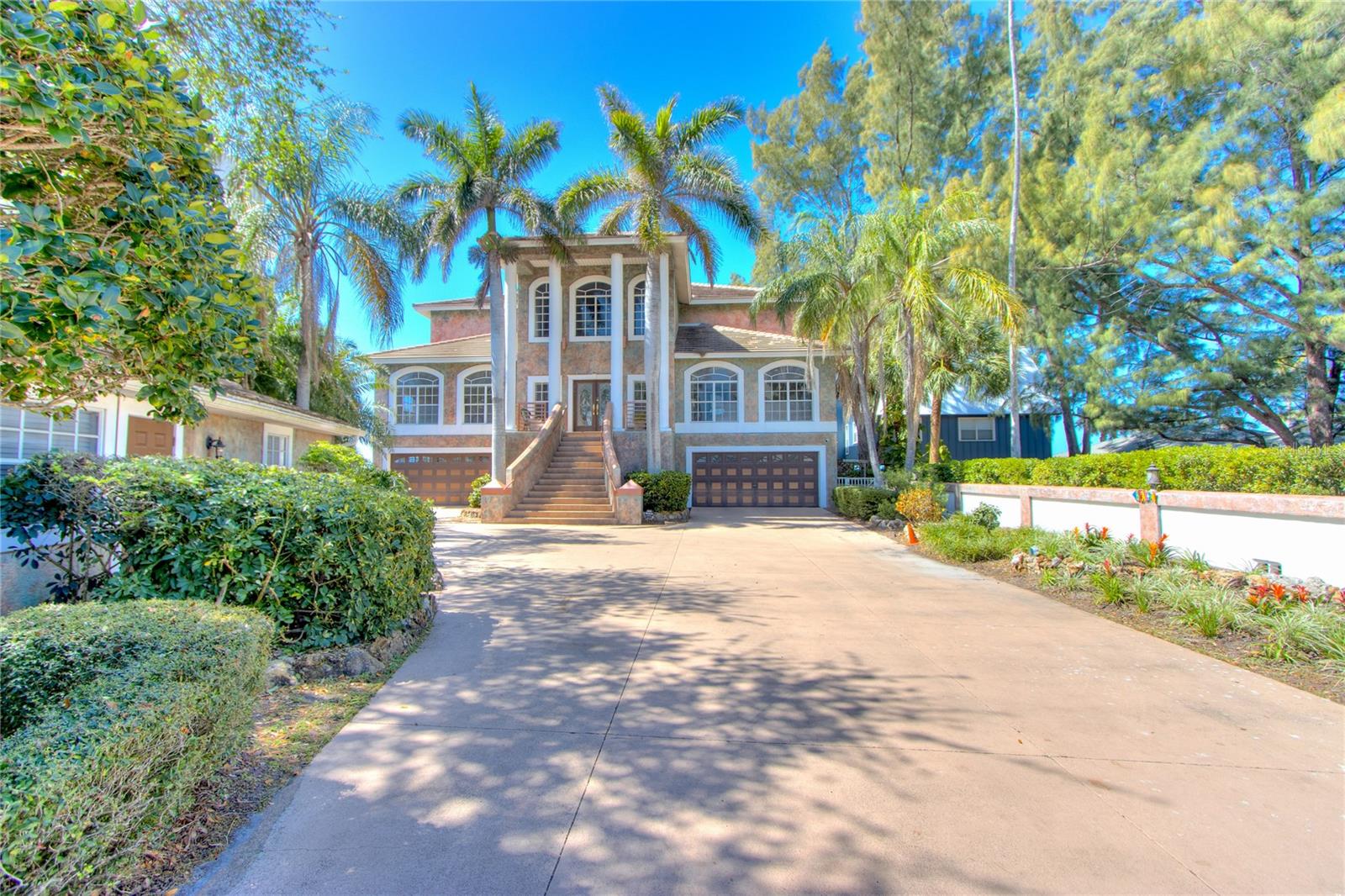 INDIAN ROCK SOUTH SHORE - Residential