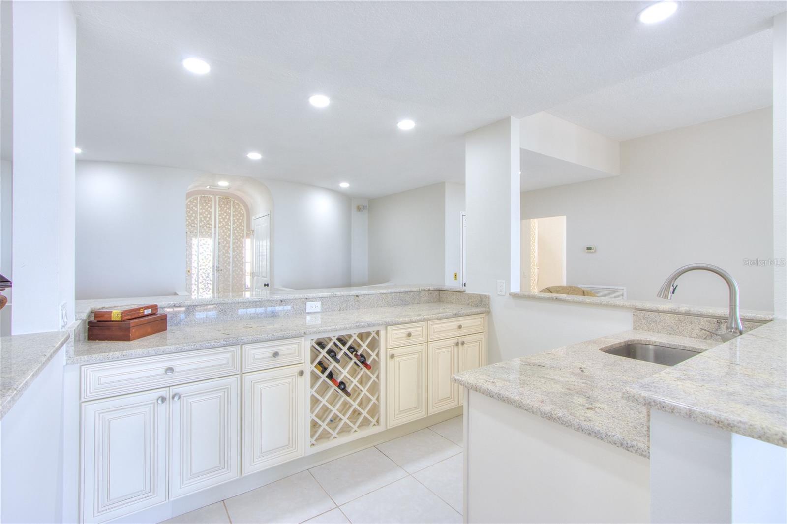 INDIAN ROCK SOUTH SHORE - Residential