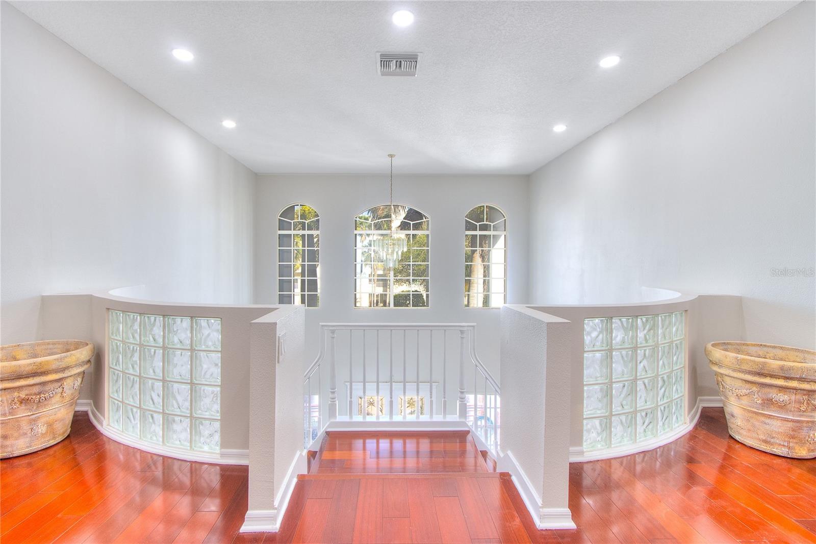 INDIAN ROCK SOUTH SHORE - Residential