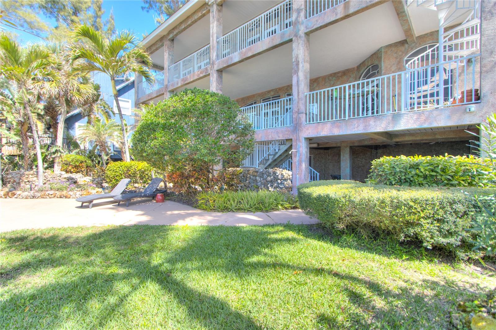 INDIAN ROCK SOUTH SHORE - Residential