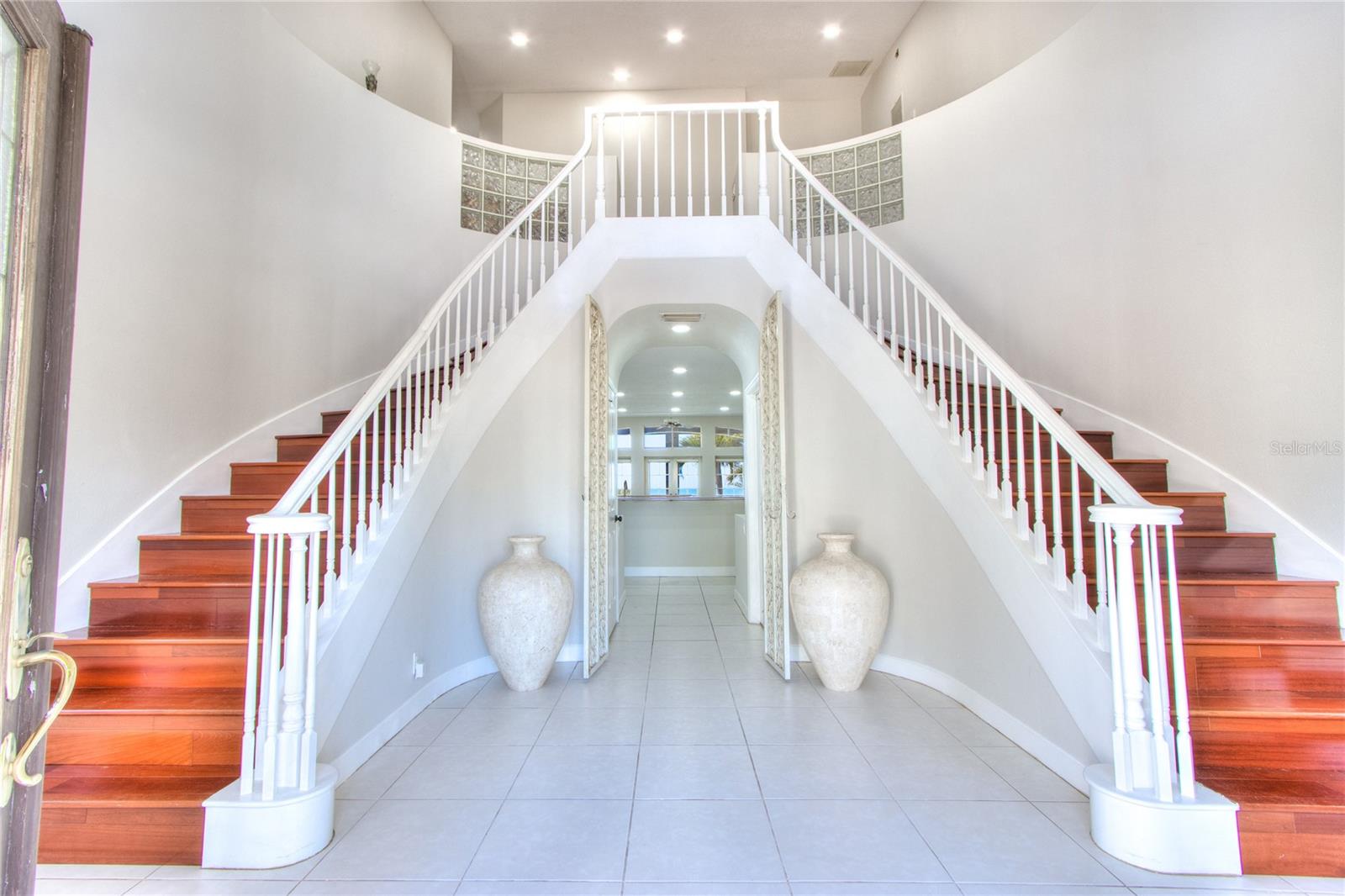 INDIAN ROCK SOUTH SHORE - Residential