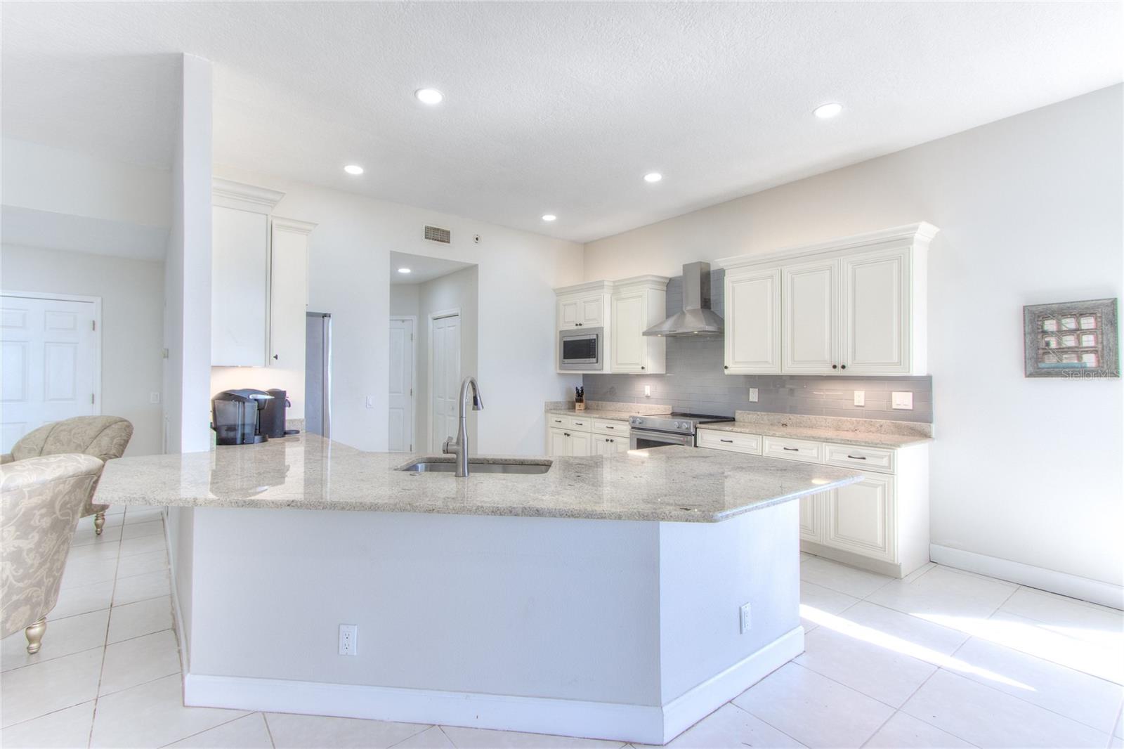 INDIAN ROCK SOUTH SHORE - Residential