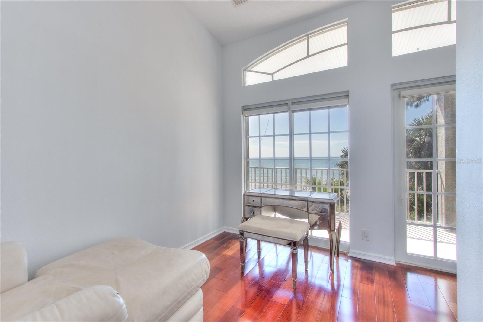 INDIAN ROCK SOUTH SHORE - Residential