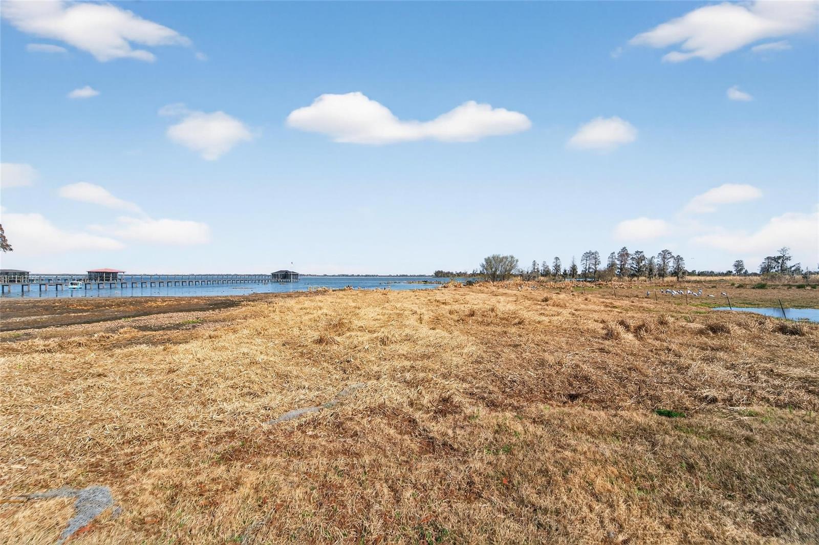 RIVERLAKE - Residential