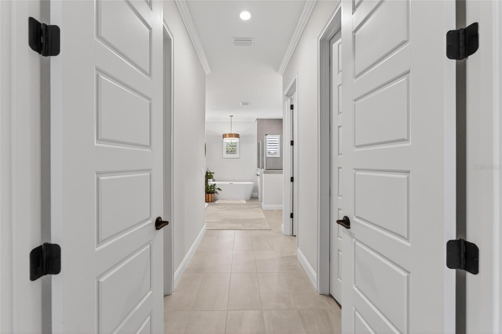 RIVERLAKE - Residential