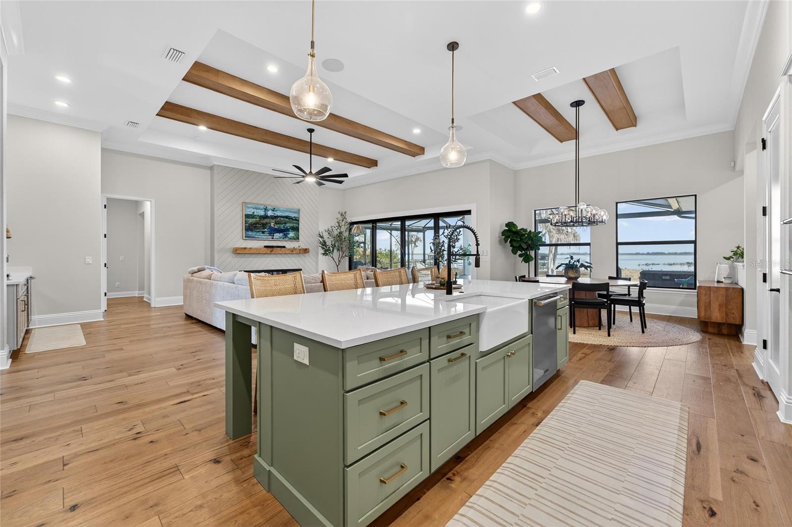 RIVERLAKE - Residential