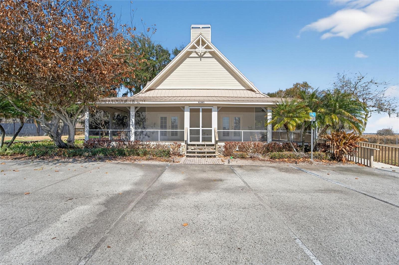 RIVERLAKE - Residential