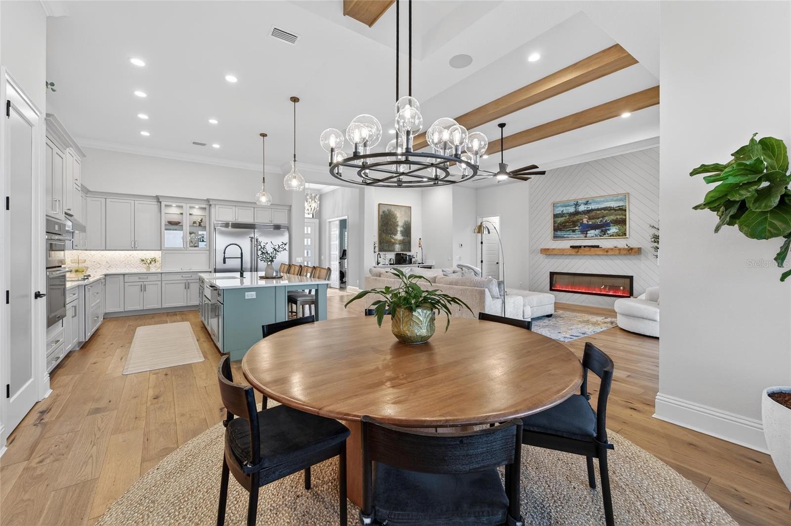 RIVERLAKE - Residential