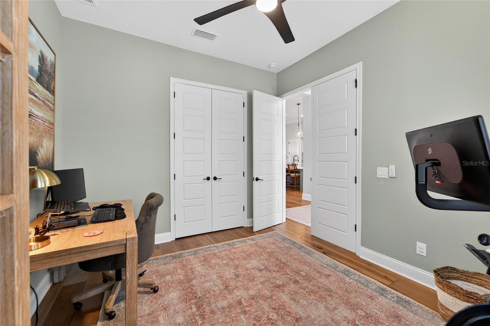 RIVERLAKE - Residential