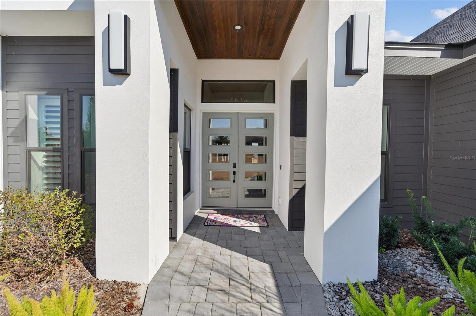 RIVERLAKE - Residential