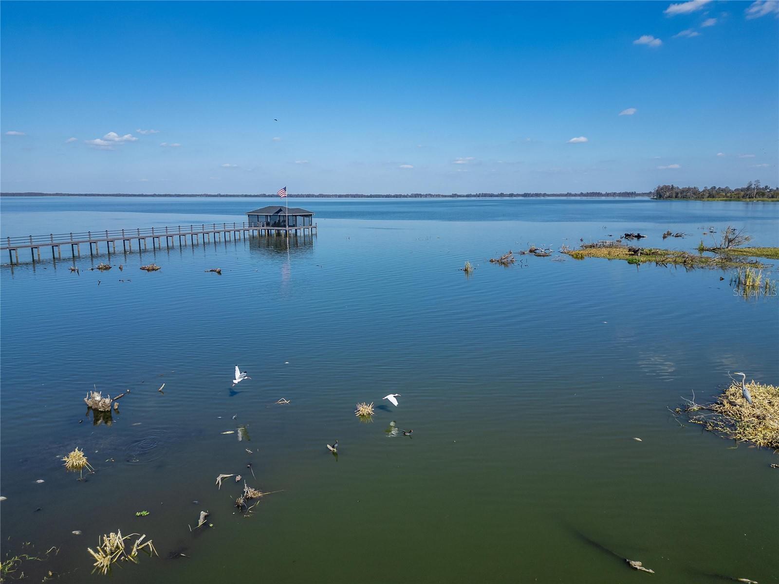 RIVERLAKE - Residential