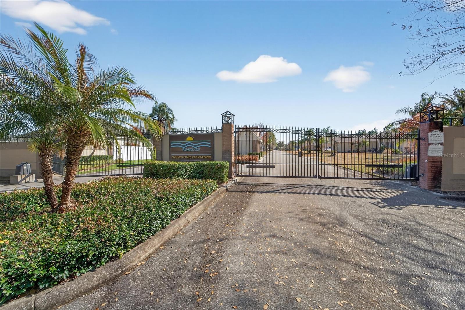 RIVERLAKE - Residential