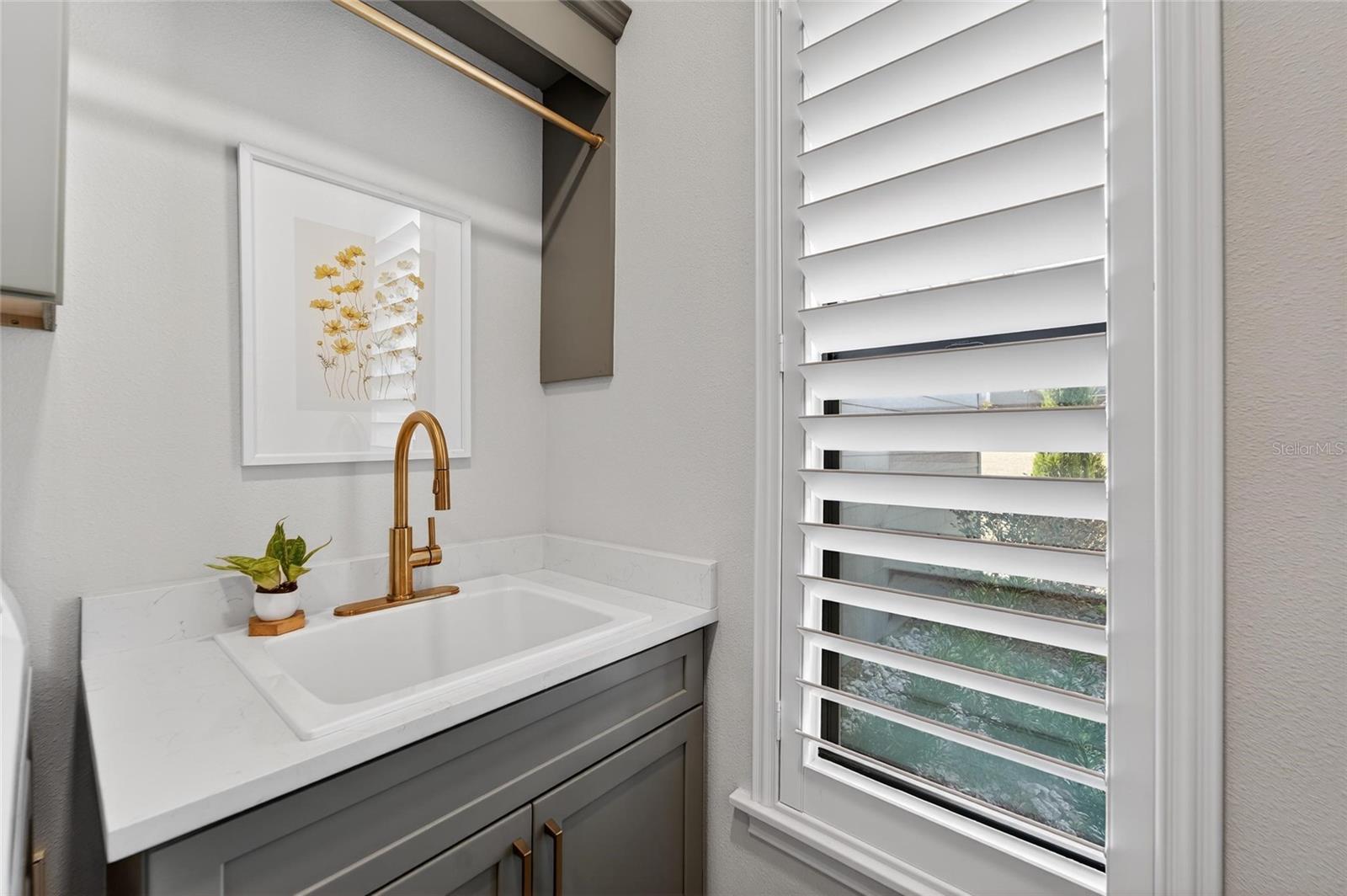 RIVERLAKE - Residential