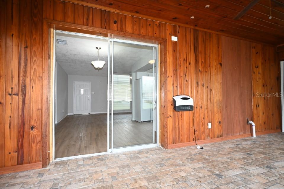 HIGHLAND PARK ADD - Residential Lease