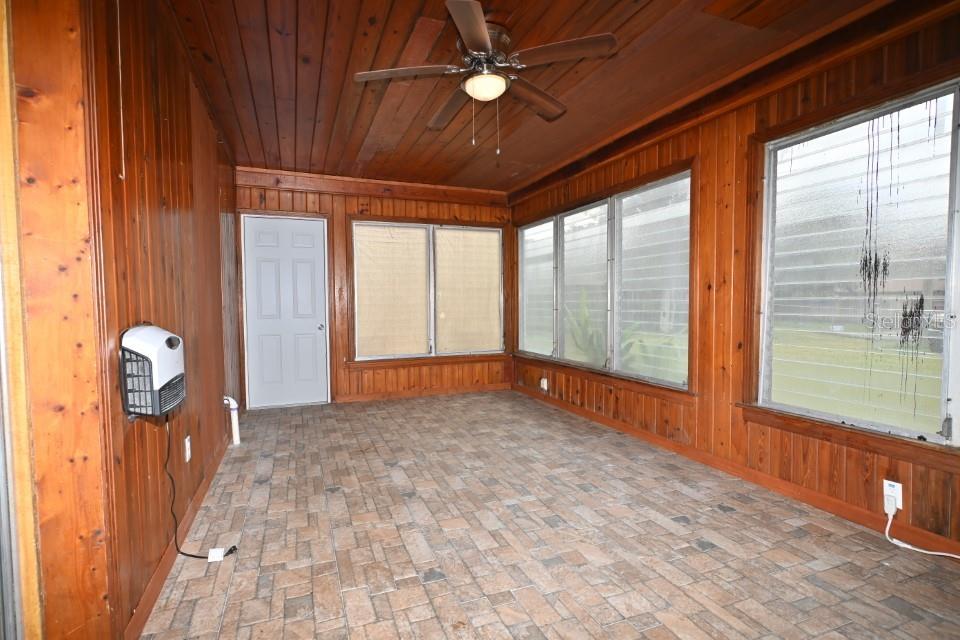 HIGHLAND PARK ADD - Residential Lease