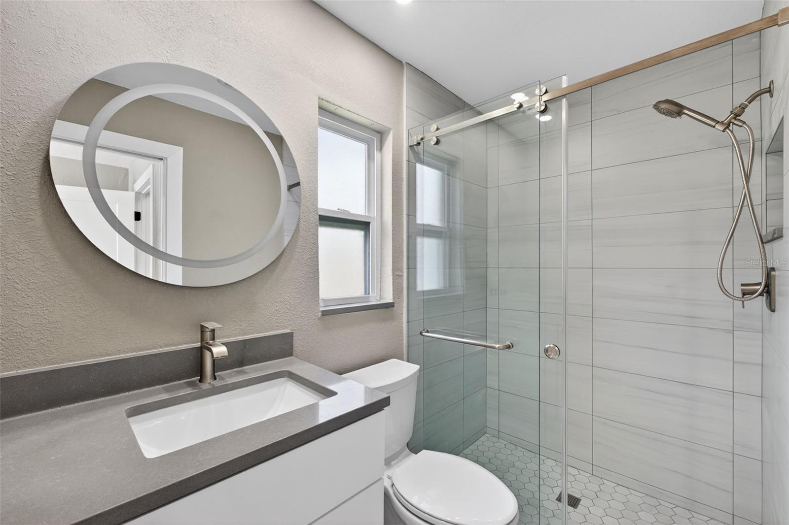 VENETIAN GARDENS - Residential