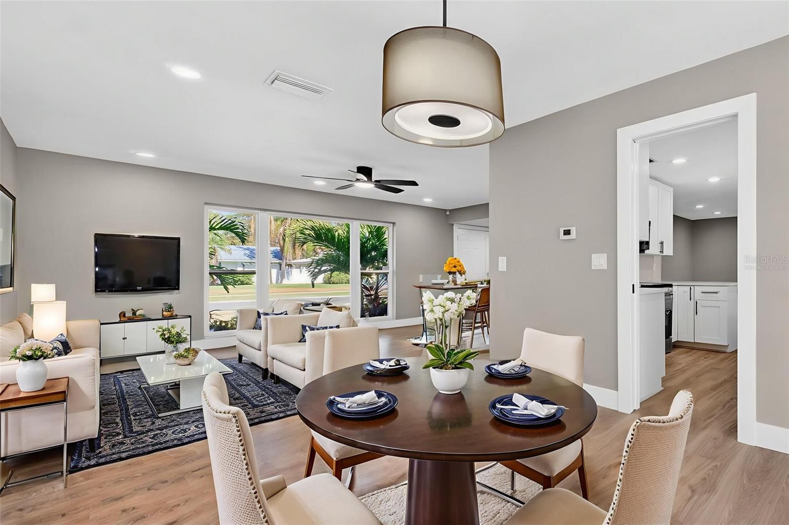 VENETIAN GARDENS - Residential