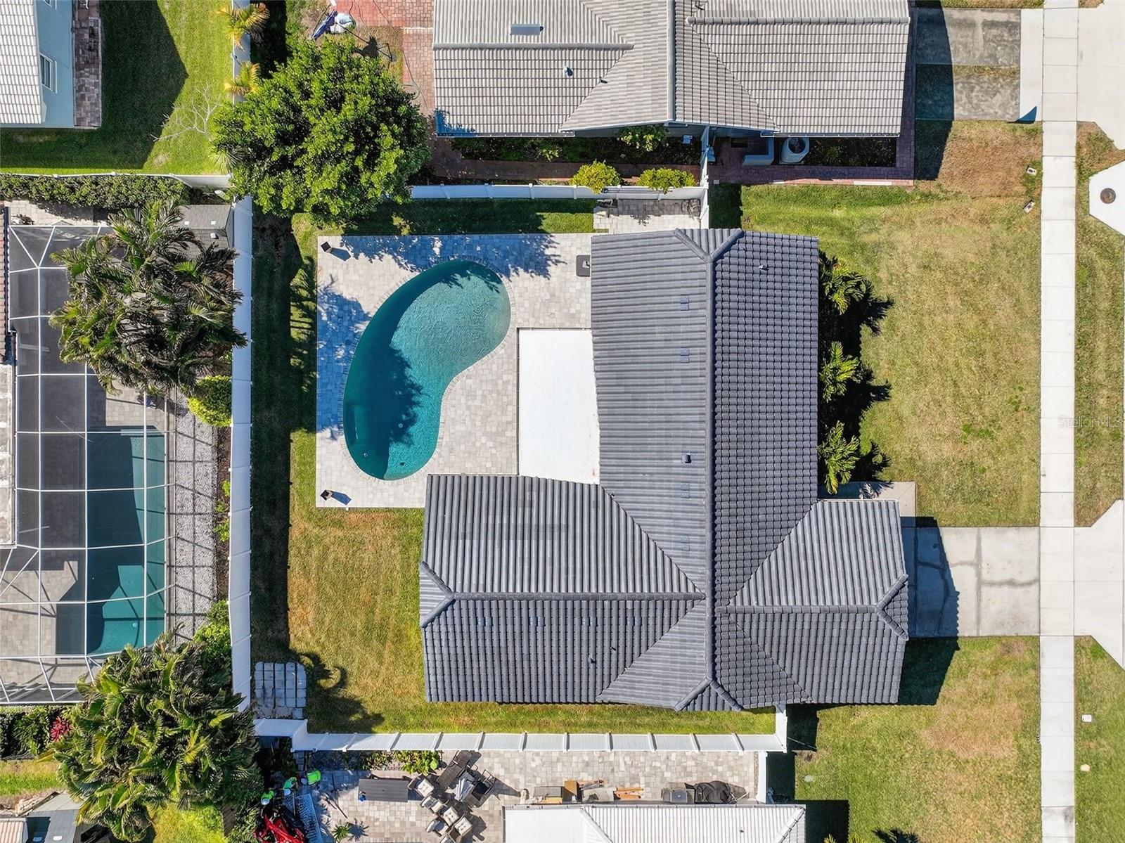 VENETIAN GARDENS - Residential