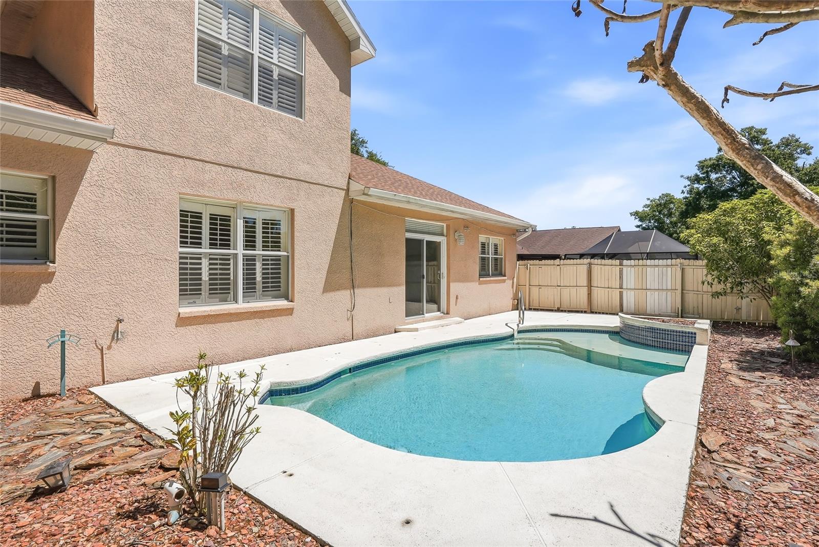 BRANDON COUNTRY ESTATES UNIT N - Residential