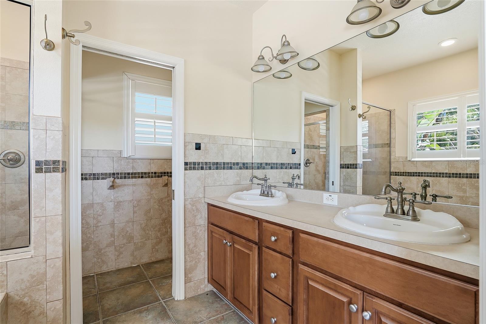 BRANDON COUNTRY ESTATES UNIT N - Residential