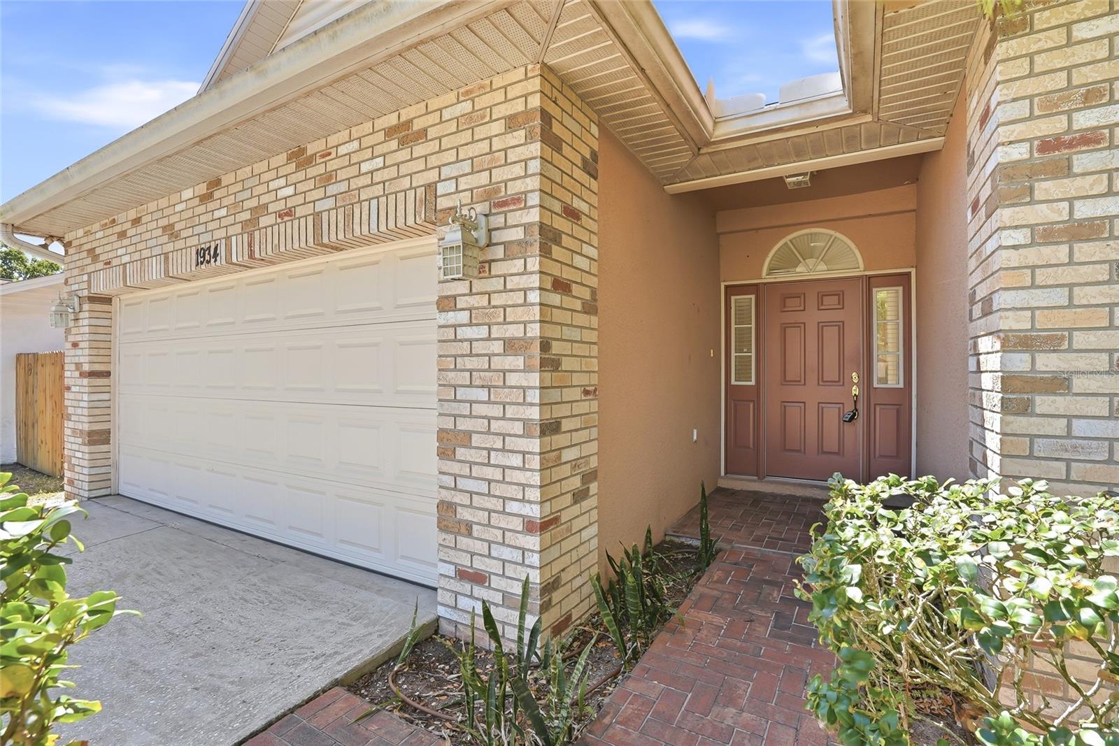 BRANDON COUNTRY ESTATES UNIT N - Residential