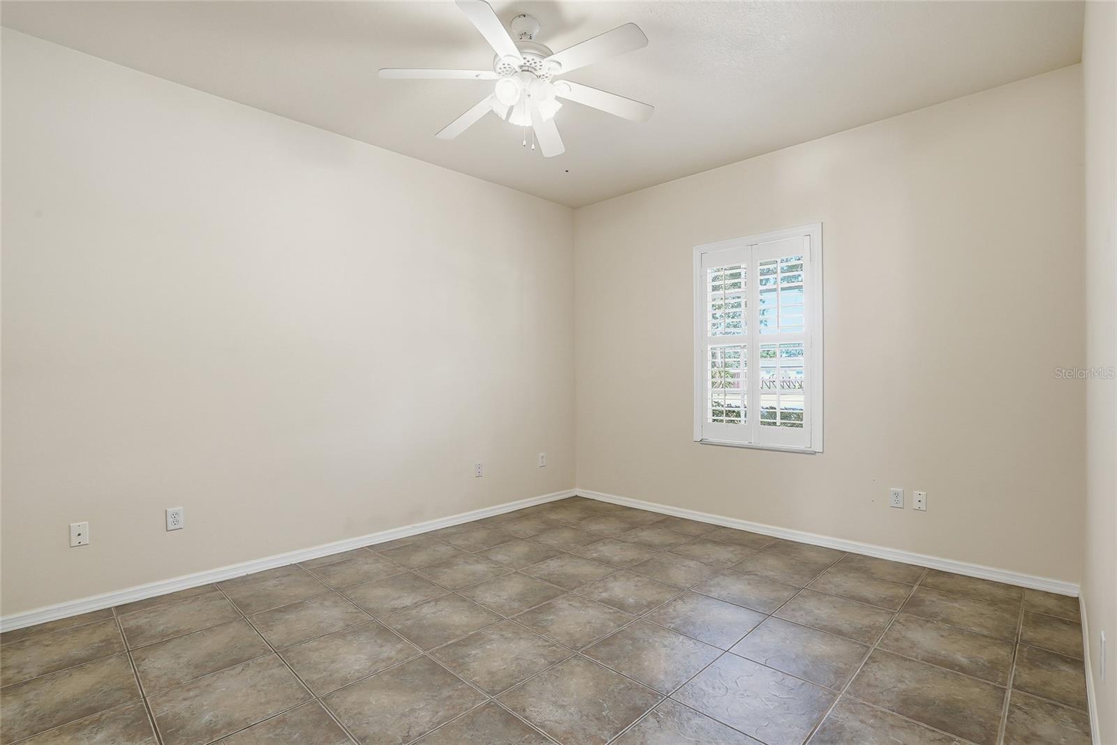 BRANDON COUNTRY ESTATES UNIT N - Residential