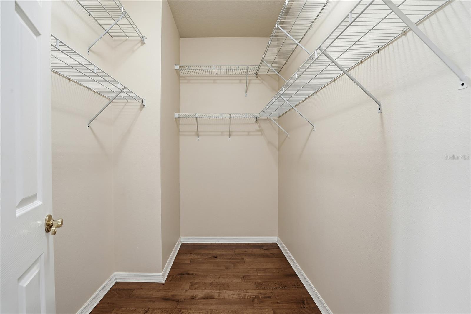 BRANDON COUNTRY ESTATES UNIT N - Residential