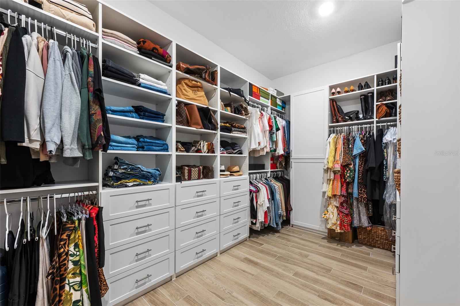 TARRAMOR PH 2 - Residential