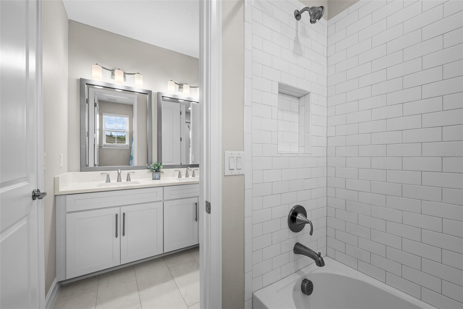 TARRAMOR PH 2 - Residential