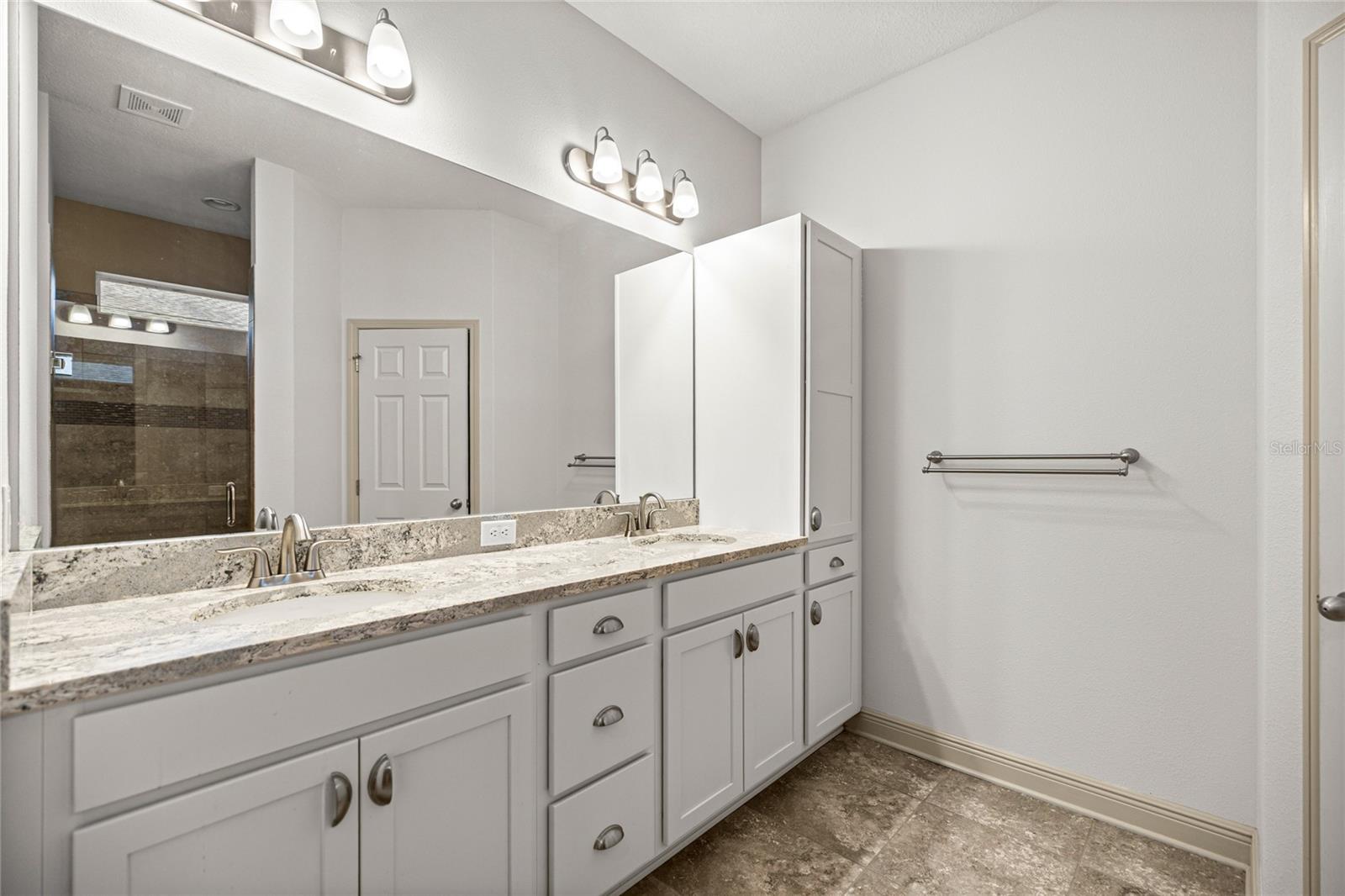 BRENTWOOD SECOND ADD - Residential