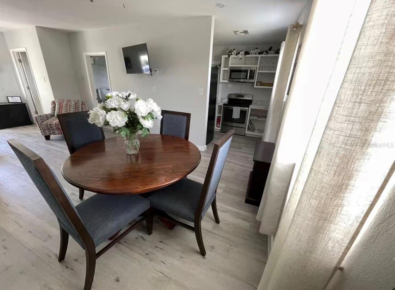 BOOKER PARK - Residential Lease