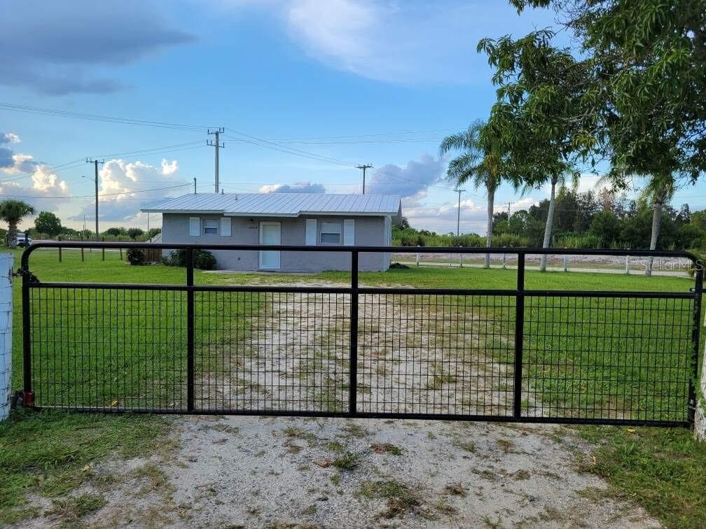 BOOKER PARK - Residential Lease