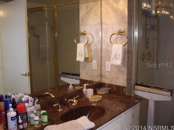 Diamond Head Point Condo - Residential