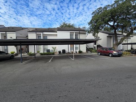 Photo of 4719 Puritan Circle #625, Tampa, FL 33617 (MLS # O6378071)