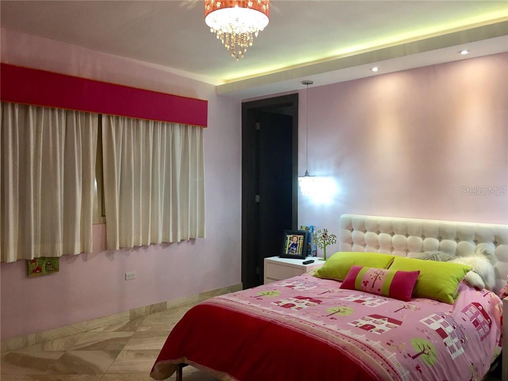 DORADO BEACH EAST - Residential