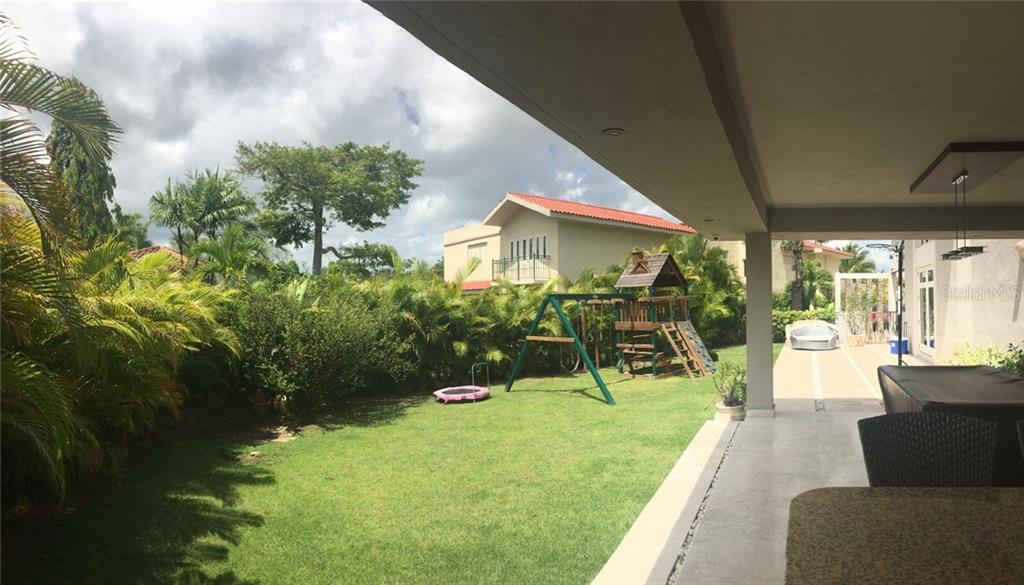 DORADO BEACH EAST - Residential