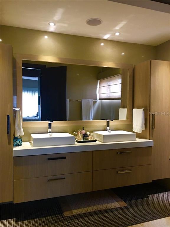 DORADO BEACH EAST - Residential