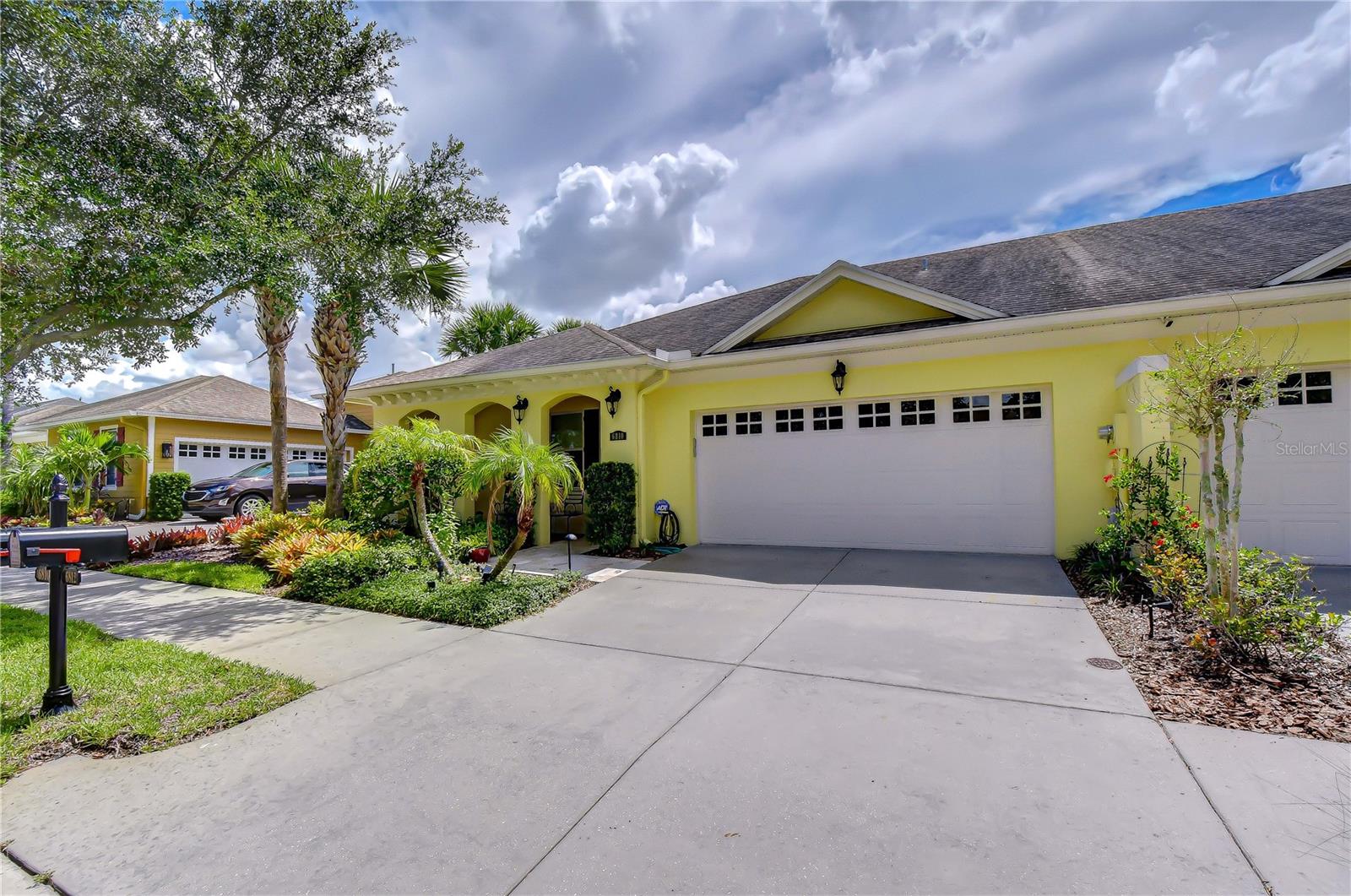6810 MUNCASTER COURT
